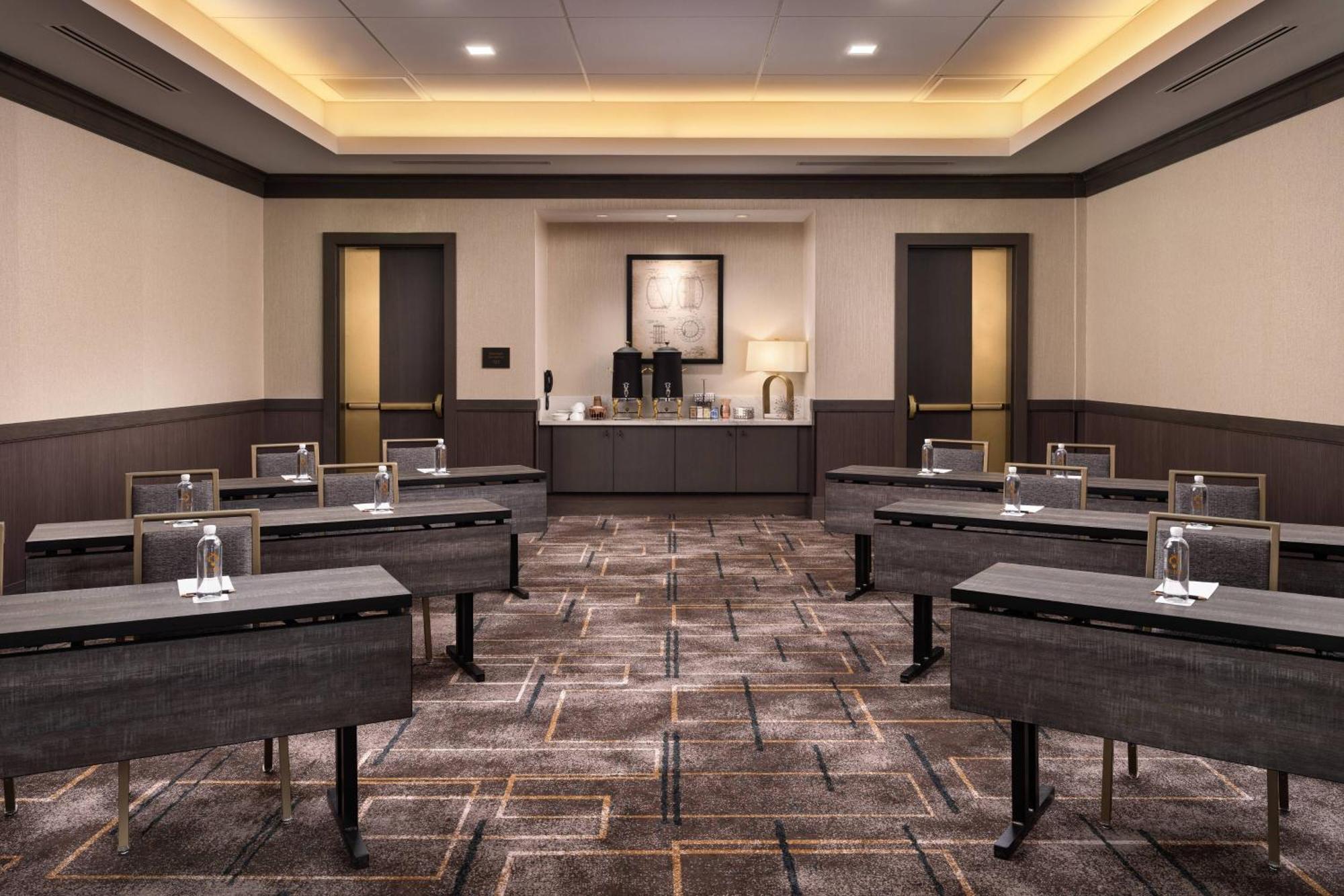 Hotel Distil, Autograph Collection Louisville Exterior photo